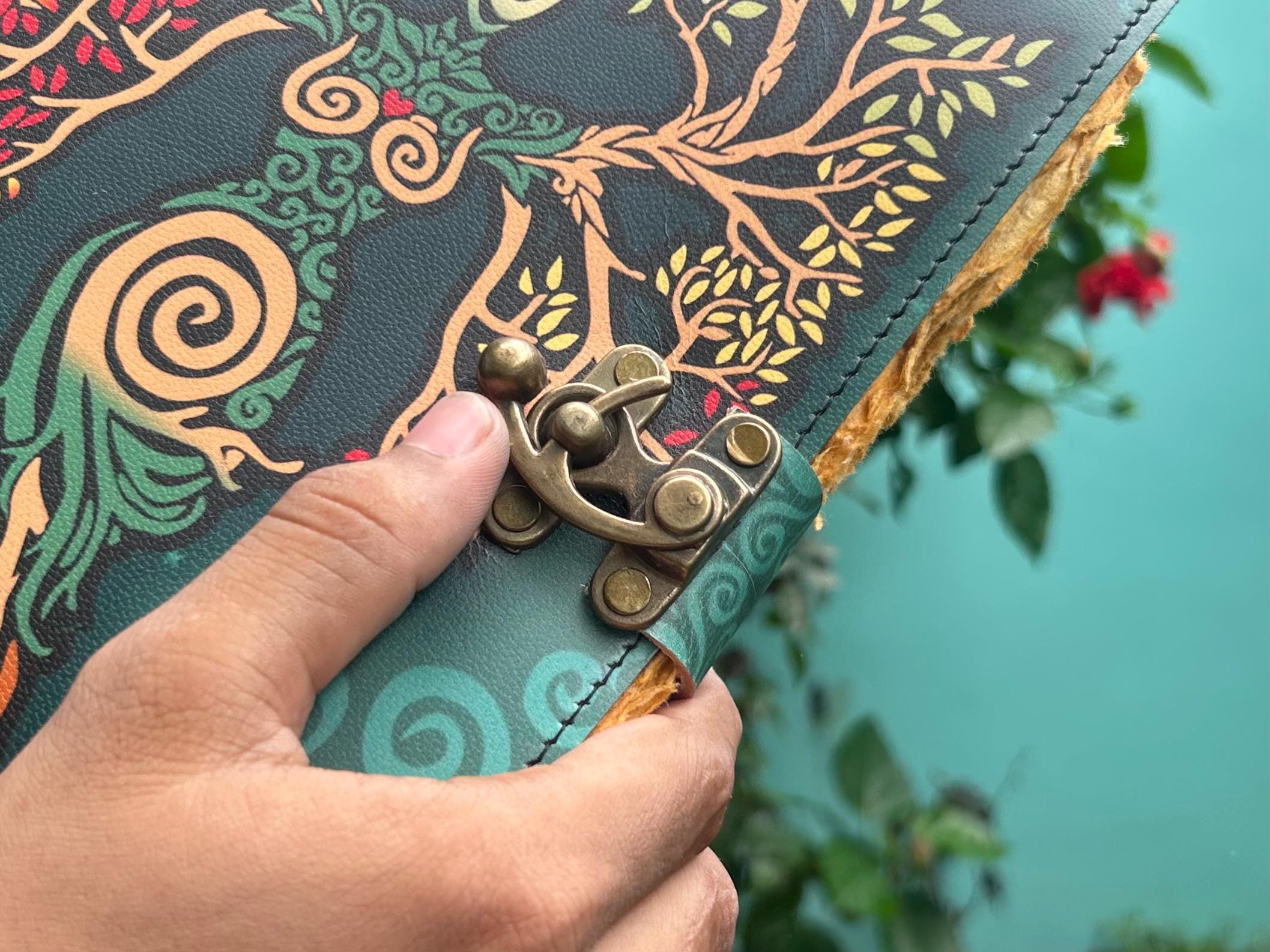 Mother of Earth Leather Journal (7×10 in) – Handmade Vintage Notebook & Gift