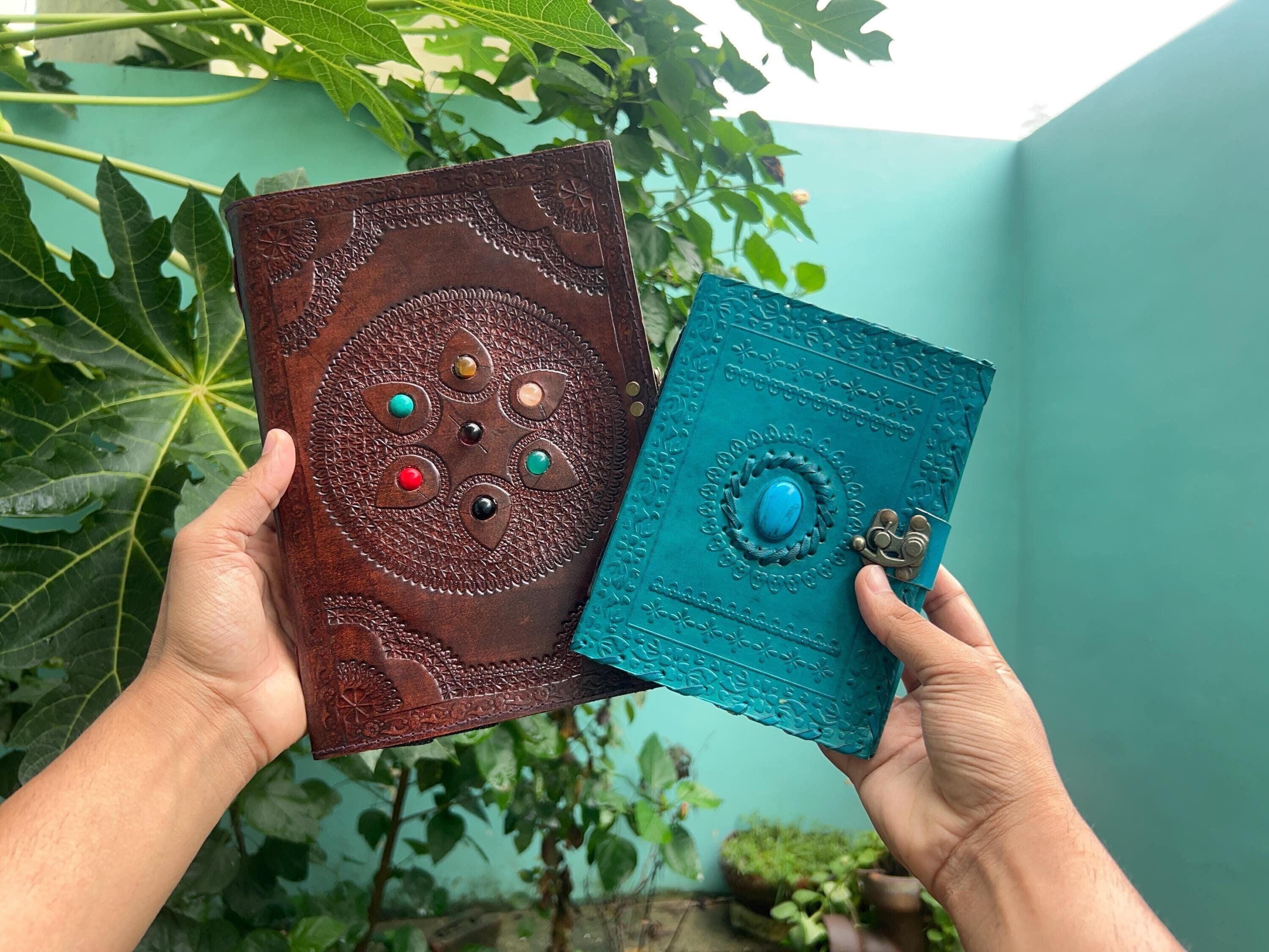 Set of 2 Leather Journals – Seven Stone (7×10 in) & One Stone Sky Blue (5×7 in)