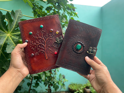 Set of 2 Leather Journals – 7 Stone Tree of Life (8×6 in) & One Stone Brown (5×7 in)